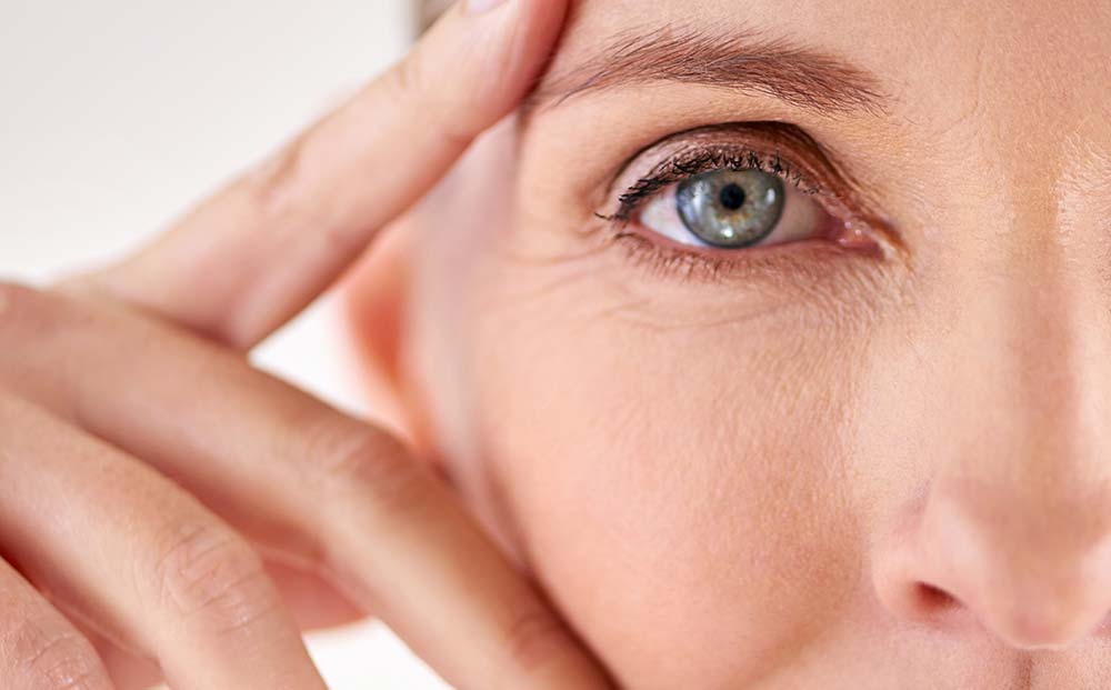 Touching Face | Eyelid Surgery | Dr. Nikolov